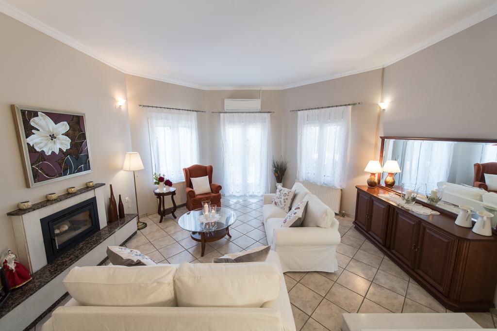 Villa Marilia Tsoukaládhes Екстериор снимка